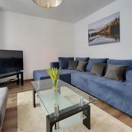 Rentplanet - Podgorze Apartment *